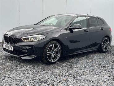 SPOTICAR Bmw 1 Series Serie 1 .5 118i M Sport (lcp) Dct Euro 6 (s/s) 5dr Used Car - Hatchback Petrol Black - Kingswinford - 1200625900_3
