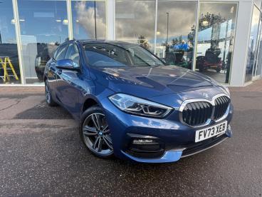 SPOTICAR Bmw 1 Series Serie 1 .5 118i Sport (lcp) Dct Euro 6 (s/s) 5dr Used Car - Hatchback Petrol Blue - Boston - 1200644609_1