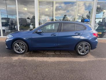 SPOTICAR Bmw 1 Series Serie 1 .5 118i Sport (lcp) Dct Euro 6 (s/s) 5dr Used Car - Hatchback Petrol Blue - Boston - 1200644609_2