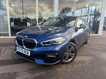 SPOTICAR Bmw 1 Series Serie 1 .5 118i Sport (lcp) Dct Euro 6 (s/s) 5dr Used Car - Hatchback Petrol Blue - Boston - 1200644609_5