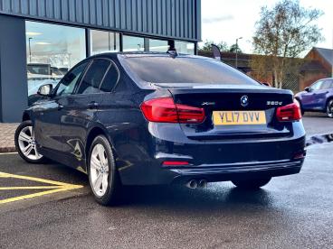 SPOTICAR Bmw 3 Series Serie 3 2.0 320d Sport Xdrive Euro 6 (s/s) 4dr Used Car - Saloon Diesel Blue - Cheltenham - 1200550410_4