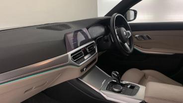 SPOTICAR Bmw 3 Series Serie 3 2.0 320d M Sport Auto Euro 6 (s/s) 4dr Used Car - Saloon Diesel Black - Coventry - 1200552525_2