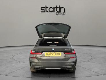 SPOTICAR Bmw 3 Series Serie 3 .0 M340i Mht Touring Auto Xdrive Euro 6 (s/s) 5dr Used Car - Estate Hybrid Grey - Worcester - 1200582491_5