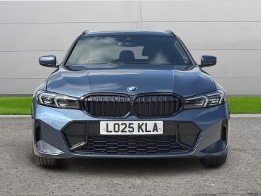 SPOTICAR Bmw 3 Series Serie 3 2.0 320i M Sport Touring Auto Euro 6 (s/s) 5dr Used Car - Estate Petrol Blue - Selby - 1200621958_2