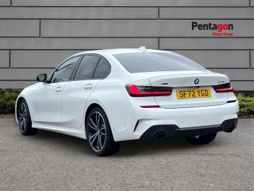 SPOTICAR Bmw 3 Series Serie 3 2.0 320i M Sport Auto Xdrive Euro 6 (s/s) 4dr Used Car - Saloon Petrol White - Nottingham - 1200632750_2
