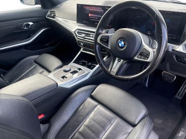 SPOTICAR Bmw 3 Series Serie 3 2.0 320i M Sport Auto Euro 6 (s/s) 4dr Used Car - Saloon Petrol Black - Derby - 1200637048_5