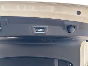 SPOTICAR Bmw 4 Series Serie 4 2.0 420d M Sport Auto Xdrive Euro 6 (s/s) 5dr Used Car - Saloon Diesel White - Ryde - 1200544290_5