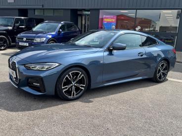 SPOTICAR Bmw 4 Series Serie 4 2.0 420i M Sport Auto Euro 6 (s/s) 2dr Used Car - Coupe Petrol Blue - Cheltenham - 1200621698_3