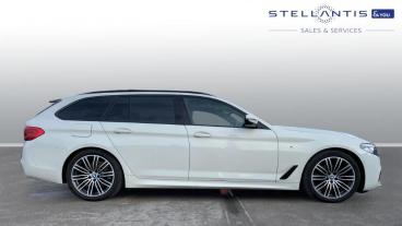 SPOTICAR Bmw 5 Series Serie 5 2.0 520d M Sport Touring Auto Xdrive Euro 6 (s/s) Used Car - Estate Diesel Blue - Preston - 1200571611_2
