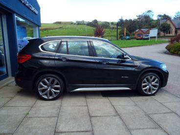 SPOTICAR Bmw X1 2.0 20d Xline Auto Xdrive Euro 6 (s/s) 5dr Used Car - Suv Diesel Black - Campeltown - 1200541370_4
