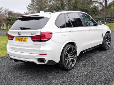 SPOTICAR Bmw X5 3.0 40d M Sport Auto Xdrive Euro 6 (s/s) 5dr Used Car - Suv Diesel White - County Antrim - 1200575719_3
