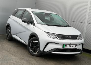 SPOTICAR Byd Dolphin 44.9kwh Active Auto 5dr Used Car - Saloon Electric White - Darlington - 1200562427_1