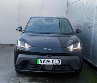 SPOTICAR Byd Dolphin 43.2kwh Comfort Auto 5dr Used Car - Saloon Electric Black - Darlington - 1200562429_2