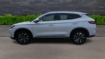 SPOTICAR Byd Seal 1.5 26.6kwh Comfort Cvt Auto Euro 6 (s/s) 5dr Used Car - Suv Plug-in Hybrid White - Telford - 1200581011_4