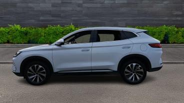 SPOTICAR Byd Seal 1.5 18.3kwh Boost Cvt Auto Euro 6 (s/s) 5dr Used Car - Suv Plug-in Hybrid White - Telford - 1200581013_4