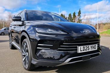 SPOTICAR Byd Seal 1.5 26.6kwh Comfort Cvt Auto Euro 6 (s/s) 5dr Used Car - Suv Plug-in Hybrid Black - Telford - 1200582038_5