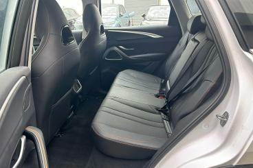 SPOTICAR Byd Sealion 5 1.5 18.3kwh Design Cvt Auto Euro 6 (s/s) 5dr Used Car - Suv Plug-in Hybrid White - Farningham - 1200640197_5
