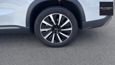 SPOTICAR Chery Tiggo 7 Tiggo 1.5t 18.4kwh Summit Dht1 Euro 6 (s/s) 5dr Used Car - Suv Plug-in Hybrid  - Letchworth - 1200623045_5