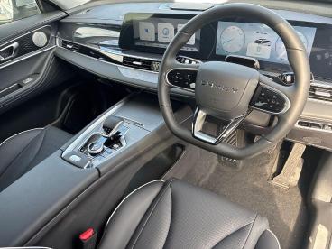 SPOTICAR Chery Tiggo 7 Tiggo 1.5t 18.4kwh Summit Dht1 Euro 6 (s/s) 5dr Used Car - Suv Plug-in Hybrid Silver - Barnsley - 1200631553_5
