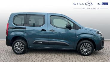 SPOTICAR Citroën Berlingo 1.5 Bluehdi Plus M Eat8 Euro 6 (s/s) 5dr Used Car - Commercial Vehicle Diesel Blue - Redditch - 1200542937_2