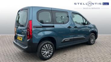 SPOTICAR Citroën Berlingo 1.5 Bluehdi Plus M Eat8 Euro 6 (s/s) 5dr Used Car - Commercial Vehicle Diesel Blue - Redditch - 1200542937_3