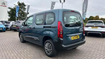 SPOTICAR Citroën Berlingo 1.5 Bluehdi Plus M Eat8 Euro 6 (s/s) 5dr Used Car - Commercial Vehicle Diesel Blue - Redditch - 1200542937_5