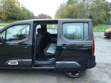 SPOTICAR Citroën Berlingo 1.5 Bluehdi Flair M Mpv Euro 6 (s/s) 5dr Used Car - Mpv Diesel Black - Swansea - 1200543998_4
