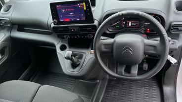 SPOTICAR Citroën Berlingo 1.2 1000 Puretech Enterprise Edition M Swb Euro 6 Used Car - Commercial Vehicle Petrol White - Leicester - 1200546794_4