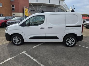 SPOTICAR Citroën Berlingo 1.5 Bluehdi 1000 Enterprise M Swb Euro 6 (s/s) 5dr Used Car - Commercial Vehicle Diesel White - Southampton - 1200547062_4