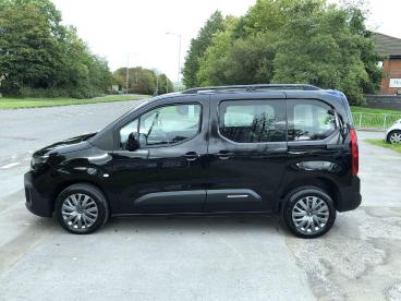 SPOTICAR Citroën Berlingo 1.2 Puretech Plus M Euro 6 (s/s) 5dr Used Car - Saloon Petrol Black - Swansea - 1200548335_5