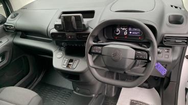 SPOTICAR Citroën Berlingo 1.5 Bluehdi 1000 Enterprise M Eat8 Swb Euro 6 (s/s Used Car - Commercial Vehicle Diesel White - Walton On Thames - 1200552491_4