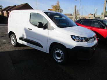 SPOTICAR Citroën Berlingo 1.5 Bluehdi 1000 Enterprise Plus M Swb Euro 6 (s/s Used Car - Commercial Vehicle Diesel White - Colchester - 1200555767_1