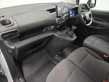 SPOTICAR Citroën Berlingo 1.5 Bluehdi 950 Driver Xl Lwb Euro 6 (s/s) 6dr Used Car - Commercial Vehicle Diesel White - Dungannon - 1200556861_4
