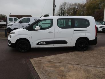 SPOTICAR Citroën Berlingo 1.5 Bluehdi Flair Xl Mpv Euro 6 (s/s) 5dr Used Car - Mpv Diesel White - Near Chipping Sodbury - 1200558503_4