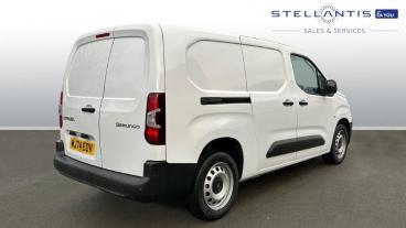 SPOTICAR Citroën Berlingo 1.5 Bluehdi 950 Enterprise Xl Lwb Euro 6 (s/s) 6dr Used Car - Commercial Vehicle Diesel White - Leicester - 1200562013_3