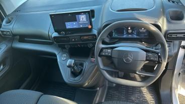 SPOTICAR Citroën Berlingo 1.5 Bluehdi 950 Enterprise Xl Lwb Euro 6 (s/s) 6dr Used Car - Commercial Vehicle Diesel White - Leicester - 1200562014_4