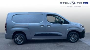 SPOTICAR Citroën Berlingo 1.5 Bluehdi 950 Driver Xl Eat8 Lwb Euro 6 (s/s) 6d Used Car - Commercial Vehicle Diesel  - Hatfield - 1200564412_2