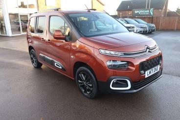 SPOTICAR Citroën Berlingo 1.2 Puretech Flair M Mpv Eat Euro 6 (s/s) 5dr Used Car - Mpv Petrol Gold - Near Chipping Sodbury - 1200572722_1
