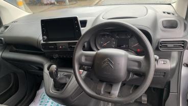 SPOTICAR Citroën Berlingo 1.6 Bluehdi 650 Enterprise M Swb Euro 6 5dr Used Car - Commercial Vehicle Diesel Red - Sheffield - 1200574880_4