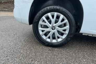 SPOTICAR Citroën Berlingo 1.5 Bluehdi 1000 Driver Edition M Swb Euro 6 (s/s) Used Car - Commercial Vehicle Diesel White - Basildon - 1200574946_5