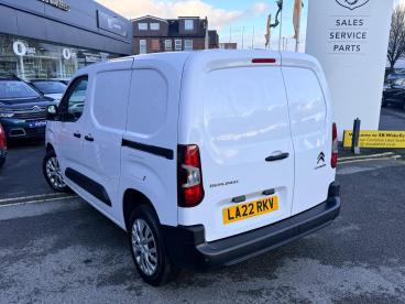 SPOTICAR Citroën Berlingo 1.5 Bluehdi 1000 Enterprise M Pro Swb Euro 6 (s/s) Used Car - Commercial Vehicle Diesel White - Wakefield - 1200577915_3