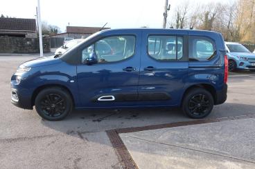 SPOTICAR Citroën Berlingo 1.5 Bluehdi Flair M Mpv Euro 6 (s/s) 5dr Used Car - Mpv Diesel Blue - Near Chipping Sodbury - 1200580574_4