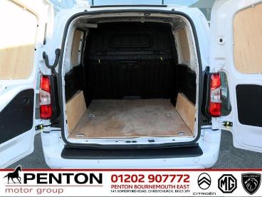 SPOTICAR Citroën Berlingo 1.5 Bluehdi 1000 Driver M Swb Euro 6 (s/s) 5dr Used Car - Commercial Vehicle Diesel White - Christchurch - 1200584235_3