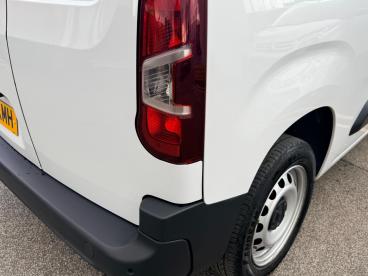 SPOTICAR Citroën Berlingo 1.5 Bluehdi 1000 Enterprise Edition M Swb Euro 6 ( Used Car - Commercial Vehicle Diesel White - Wakefield - 1200585490_5