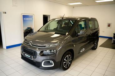 SPOTICAR Citroën Berlingo 1.5 Bluehdi Feel M Mpv Euro 6 5dr Used Car - Mpv Diesel Grey - Newport - 1200588257_4