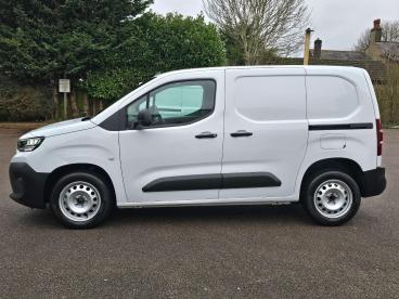 SPOTICAR Citroën Berlingo 1.5 Bluehdi 1000 Enterprise M Swb Euro 6 (s/s) 5dr Used Car - Commercial Vehicle Diesel White - Luton - 1200594553_4