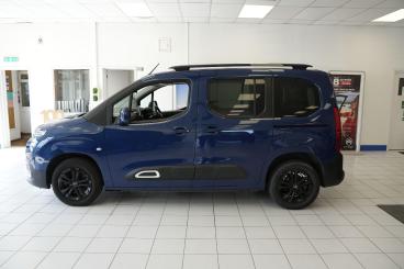 SPOTICAR Citroën Berlingo 1.2 Puretech Flair M Mpv Eat Euro 6 (s/s) 5dr Used Car - Mpv Petrol Blue - Newport - 1200596477_5