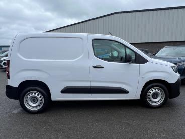 SPOTICAR Citroën Berlingo 1.5 Bluehdi 1000 Enterprise M Swb Euro 6 (s/s) 5dr Used Car - Commercial Vehicle Diesel White - Eglinton - 1200597244_2