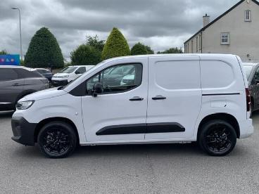 SPOTICAR Citroën Berlingo 1.5 Bluehdi 1000 Driver M Swb Euro 6 (s/s) 5dr Used Car - Commercial Vehicle Diesel White - Eglinton - 1200601509_4