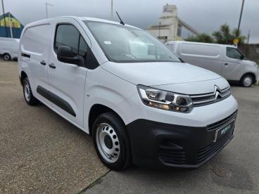 SPOTICAR Citroën Berlingo 1.5 Bluehdi 850 Enterprise Xl Edition Crew Van Lwb Used Car - Commercial Vehicle Diesel White - Southampton - 1200609660_5